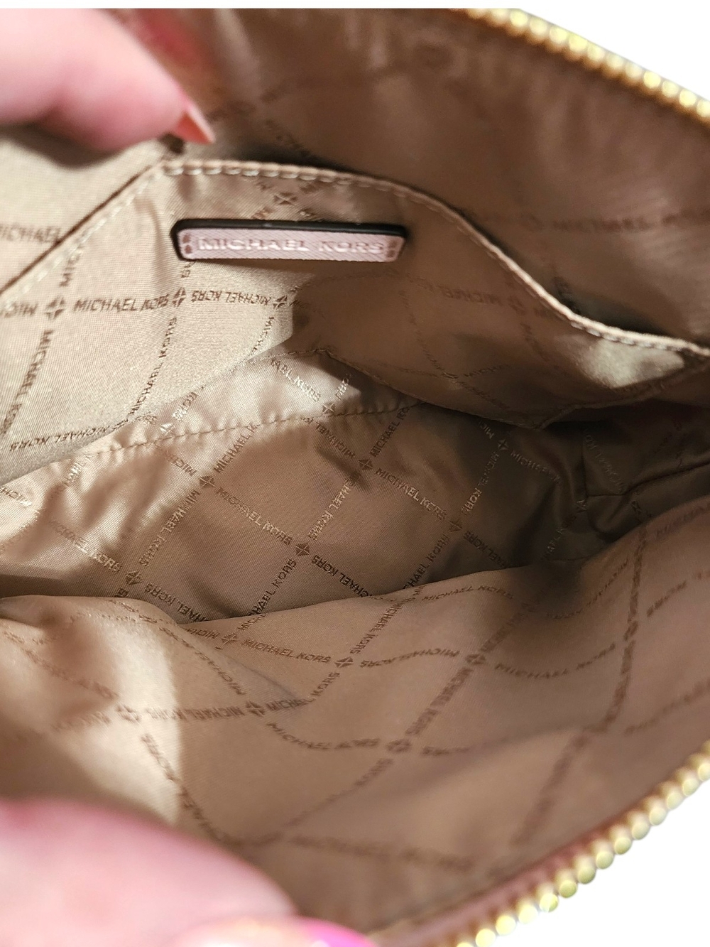 Michael Kors Jet Set Travel Signature Dome Powder Blush Crossbody Bag & Wallet - Picture 6 of 15